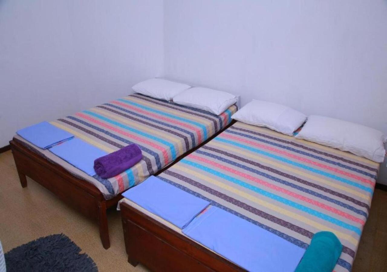 Weerakoon Guest Hikkaduwa Exterior foto