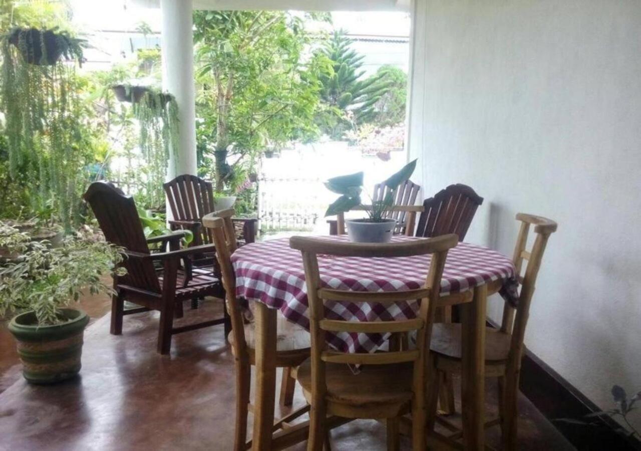 Weerakoon Guest Hikkaduwa Exterior foto